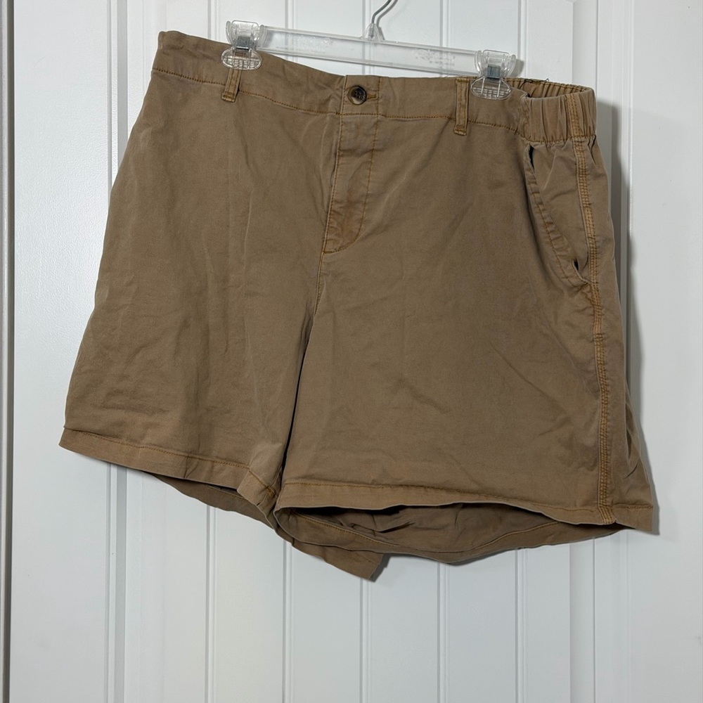 Casual 2x Khaki Shorts